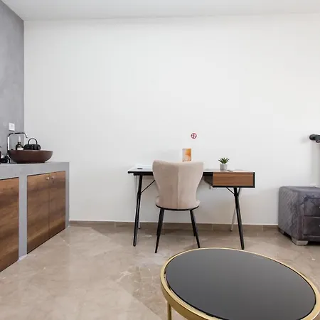 Skyroof Skg Apartment